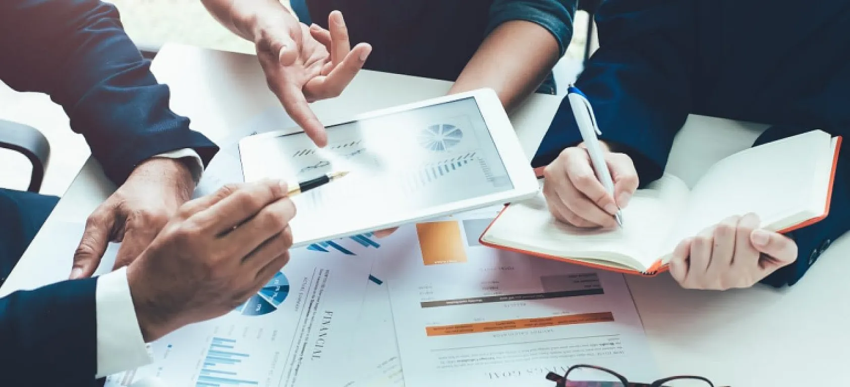 Difference Between Planning and Execution in Corporate Settings