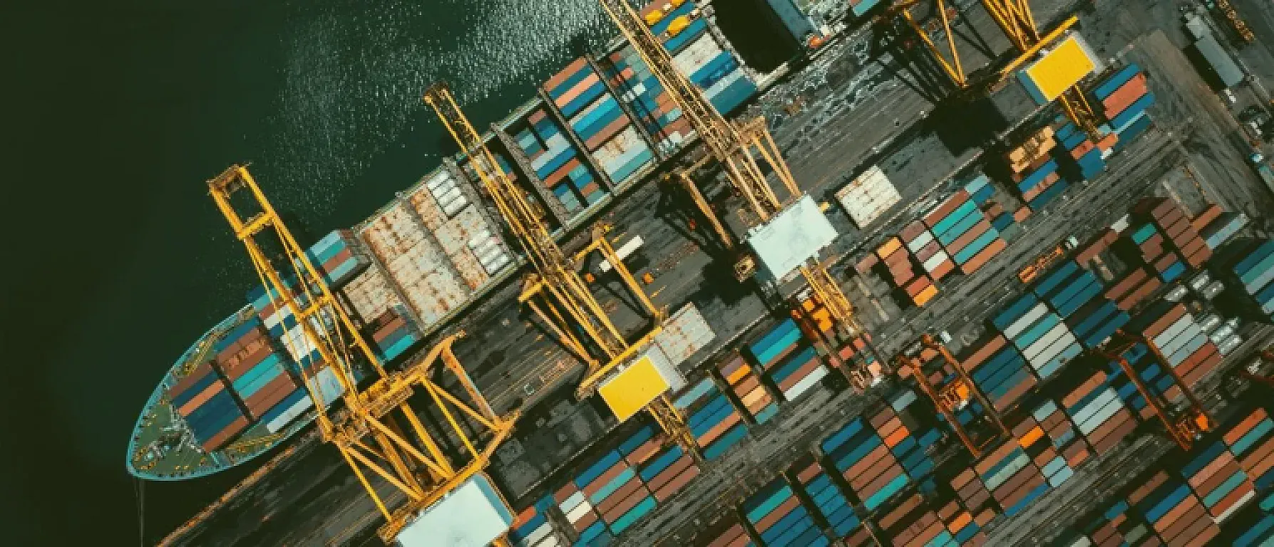 The Impact of Real-Time Tracking on Modern Logistics Operations