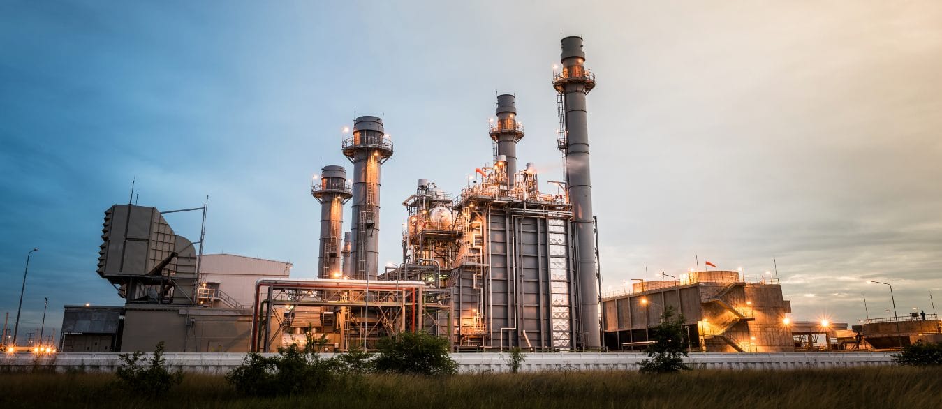 Why Oil and Gas Companies Should Invest in Strategic Petroleum Training Programs