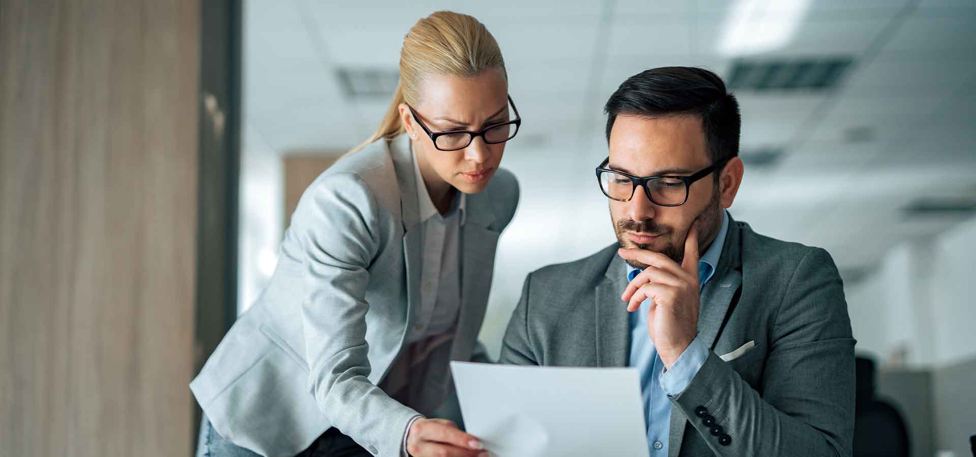 Versatile Performance Management in a VUCA World